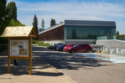 Edificio de las Propuestas Medioambientales Educativas (PRAE) en la Cañada Real