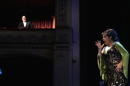 Ensayo general de la gala de zarzuela por el 25 aniversario de la reapertura del teatro Calderón.