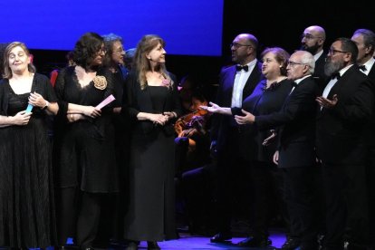 Ensayo general de la gala de zarzuela por el 25 aniversario de la reapertura del teatro Calderón.