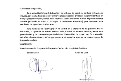 Carta rubricada por los coordinadores del programa del Sant Pau que realizó 10 trasplantes el pasado año.