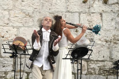 TAC en Valladolid. Vol e Temps presenta Extraña Sinfonía