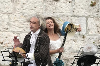 TAC en Valladolid. Vol e Temps presenta Extraña Sinfonía