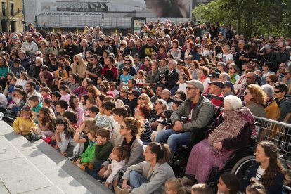 TAC en Valladolid. Maleta Company presenta Claudette (circo y marionetas)