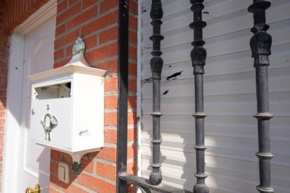 Marcas de disparos en una vivienda tras el tiroteo producido en Geria