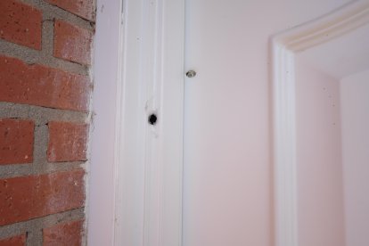 Marcas de disparos en una vivienda tras el tiroteo producido en Geria