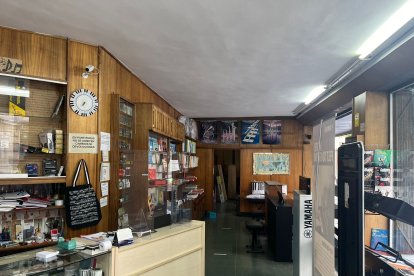 La tienda de música de toda la vida, Videosón, en Fray Luis de León