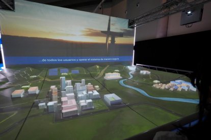 Exposición 'Conectados al futuro. La transición energética' de Redeia en el Museo de la Ciencia de Valladolid.