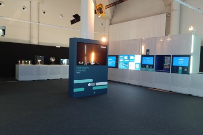 Exposición 'Conectados al futuro. La transición energética' de Redeia en el Museo de la Ciencia de Valladolid.