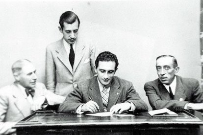 Firma en 1941 en la que el Recreativo Europa Delicias se convirtió en el filial del Real Valladolid