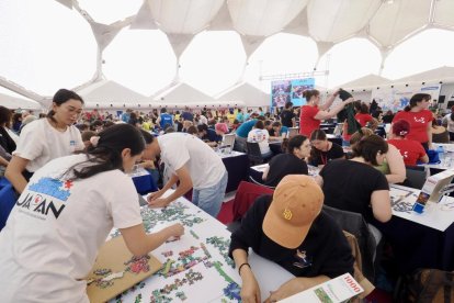 Final por equipos del Campeonato Mundial de Puzzles.