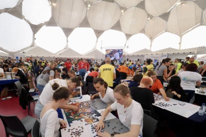 Final por equipos del Campeonato Mundial de Puzzles.