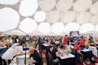 Final por equipos del Campeonato Mundial de Puzzles.