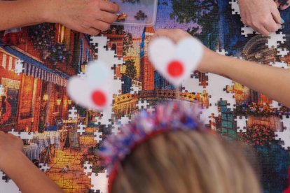 Final por equipos del Campeonato Mundial de Puzzles.