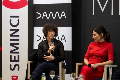 Beatriz Herzog y Marta Nieto, guionista y directora de 'La Mitad de Ana', en la primera edición de 'Los Martes de DAMA'