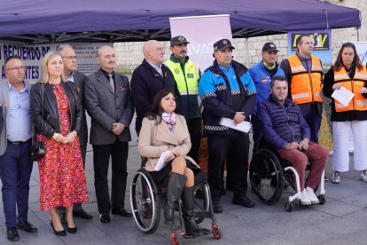 Acto en Valladolid por el Día Mundial en Recuerdo de las Víctimas de Accidentes de Tráfico.