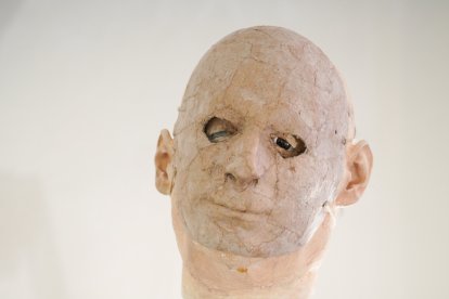 Detalle de una de las figuras de Gil