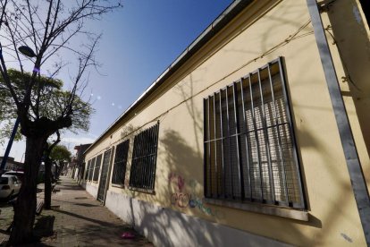 Plaza y calle los Monegros en el barrio España de Valladolid