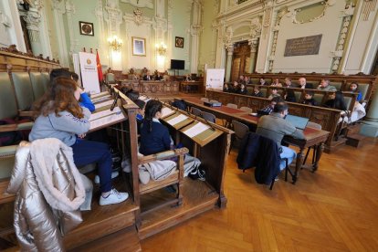Pleno de la infancia en el Ayuntamiento de Valladolid.