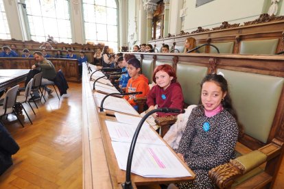 Pleno de la infancia en el Ayuntamiento de Valladolid.