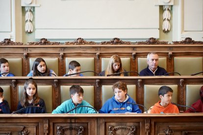 Pleno de la infancia en el Ayuntamiento de Valladolid.