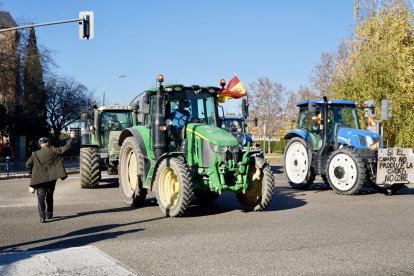 Los tractores recorren las calles de Valladolid