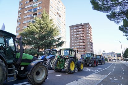 Los tractores recorren las calles de Valladolid