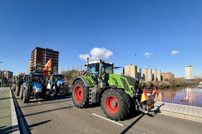 Los tractores recorren las calles de Valladolid