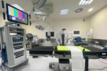 Cirugía con el robot 'Da Vinci' en el Hospital Clínico de Valladolid