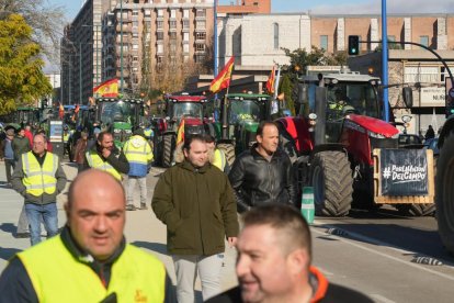 Los tractores recorren las calles de Valladolid