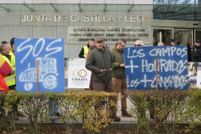 Los tractores recorren las calles de Valladolid