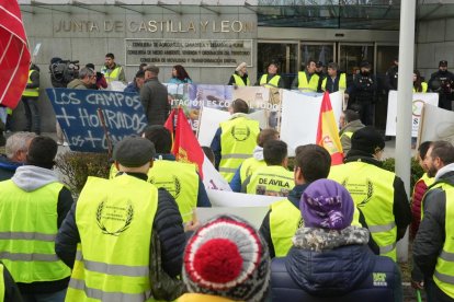 Los tractores recorren las calles de Valladolid