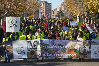 Los tractores recorren las calles de Valladolid