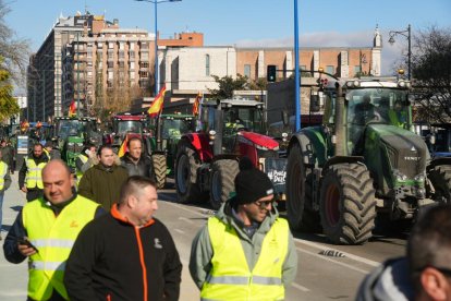 Los tractores recorren las calles de Valladolid