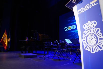 Concierto solidario de Navidad de la Policía Nacional a favor de los afectados por la DANA