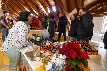 Mercado navideño y Salón del Vino en el Espacio La Granja