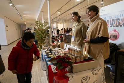 Mercado navideño y Salón del Vino en el Espacio La Granja