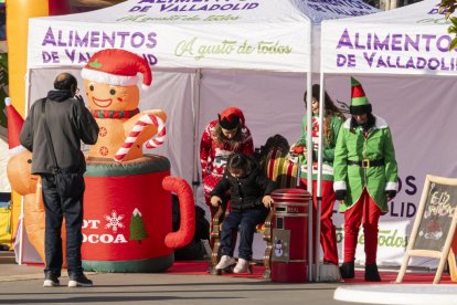 Mercado navideño y Salón del Vino en el Espacio La Granja