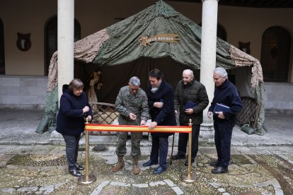 Inauguración de la exposición de belenes en el Palacio Real de Valladolid.