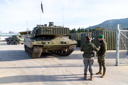Agrupación de Apoyo Logístico nº 61 en la base 'El Empecinado' de Valladolid.