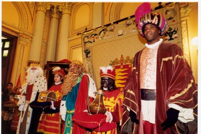 Los Reyes Magos en el Ayuntamiento en 2003