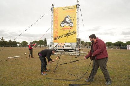 Preparativos y primeros en llegar a Pingüinos 2025.