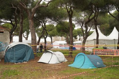 Preparativos y primeros en llegar a Pingüinos 2025.