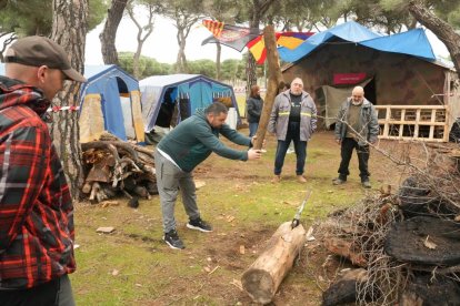 Preparativos y primeros en llegar a Pingüinos 2025.