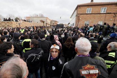 Los Pingüinos sobrevuelan Mojados en la tarde del viernes.