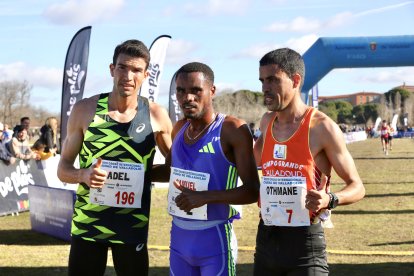Podio final masculino en La Cañada en el Cross Internacional Ciudad de Valladolid 2025.
