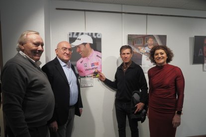 Javier Mínguez, Jesús Julio Carnero, Juan Carlos Domínguez y Mayte Martínez.