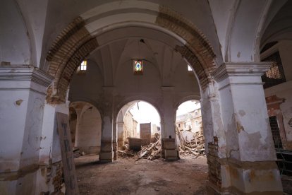 Imagen del estado actual del convento de San Bernardino de Siena en Cuenca de Campos tras el derrumbe del viernes 31 de enero.
