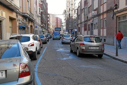 Apertura el tráfico en la calle Nicolás Salmerón tras obras de saneamiento en el año 2015