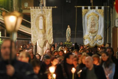 Procesión de Nuestra Señora de Lourdes