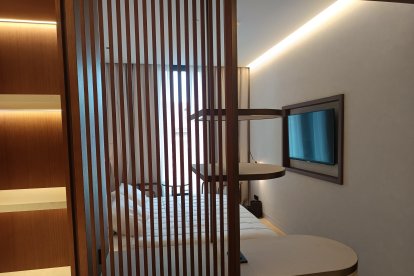 Detalle del baño de la habitación piloto del hotel.